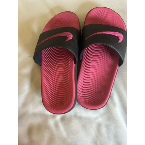 Nike Black pink Sandals size 12c - Picture 4 of 5